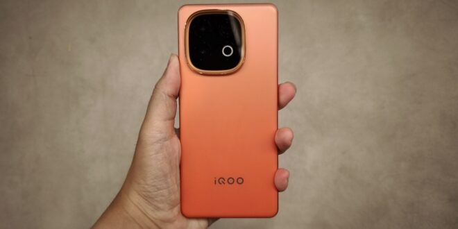 iQOO Neo 10, Apa Saja yang Bikin Jatuh Hati (dan Mikir Lagi)?