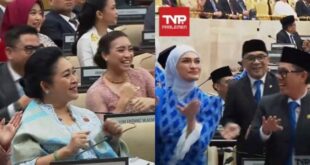 Aksi Joget Hujan Pria Ini Viral, Warganet Kaitkan dengan Isu Hangat di DPR!