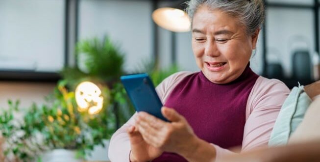 HP 1 Jutaan Terbaik Buat Orang Tua, Kamera Oke, Medsos Lancar!