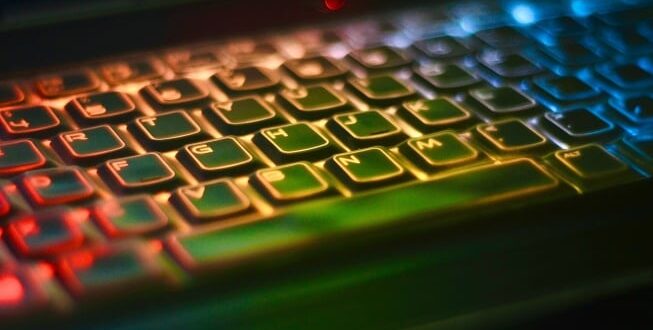 Keyboard Mechanical Idaman 2025, Impian Gamer & Programmer Jadi Nyata!