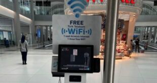 Ngeri! Asyik Numpang WiFi Gratis di Bandara, Saldoku Ludes Buat Shopping Mewah di Singapura!
