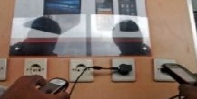 Stop Kebiasaan Ngecas HP Sambil Main! Ini Risiko yang Mengintai