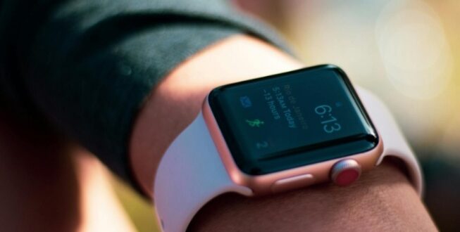 Smartwatch Pas di Tangan Mungil? 7 Pilihan Ini Bikin Kamu Nyaman!