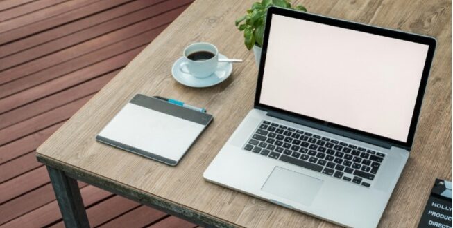 Laptop Basah Kuyup? Lakukan 12 Hal Ini Biar Nggak Jadi Bangkai!