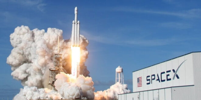 SpaceX IPO Terbesar Dunia Sempat Melejit Kini Anjlok